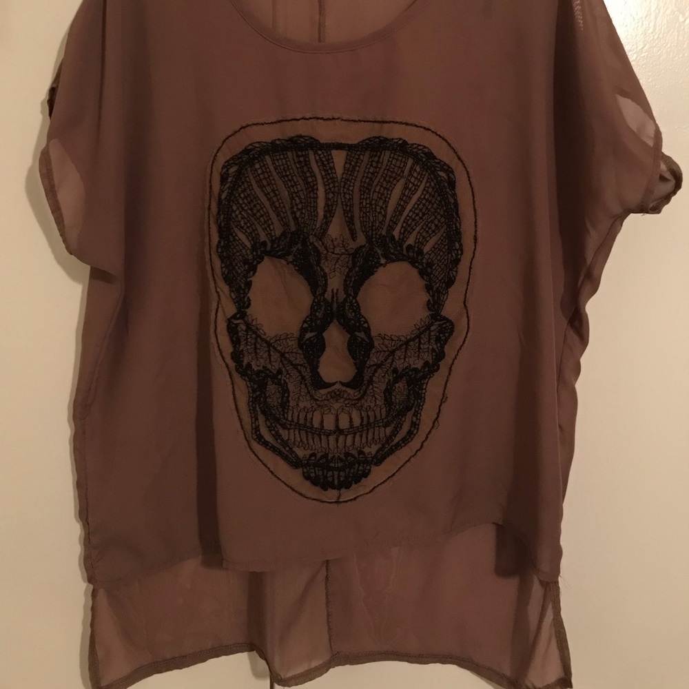 Brown and black skull top